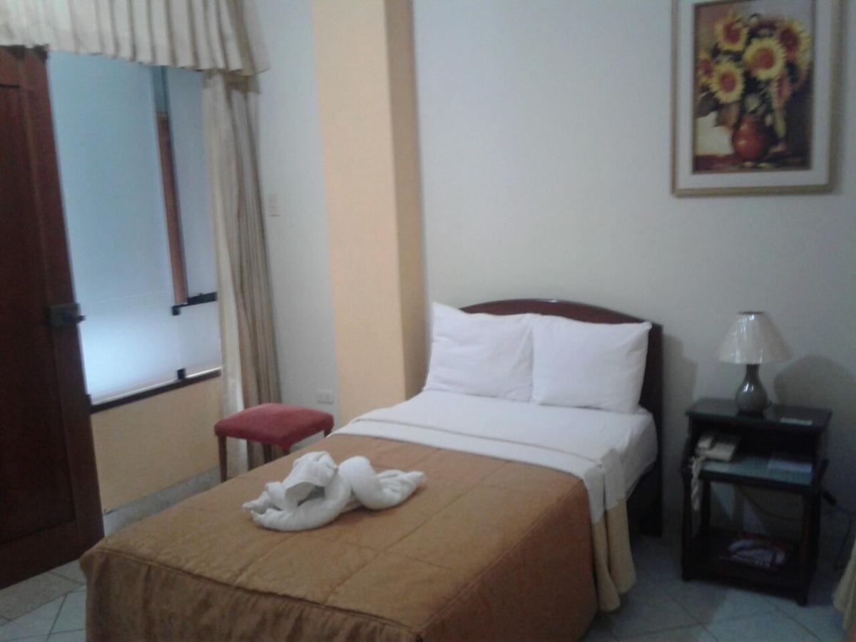Hotel Plaza Bolognesi 344 Trujillo Exterior foto
