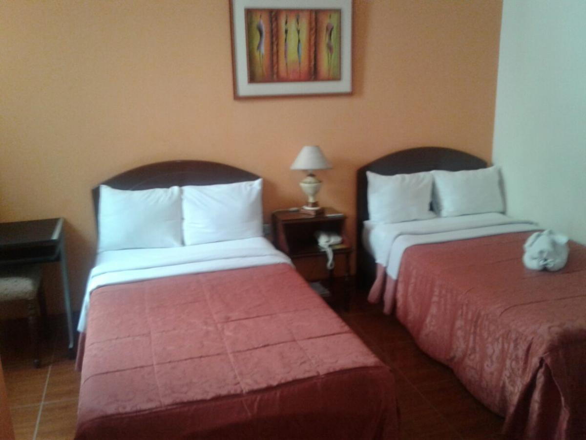 Hotel Plaza Bolognesi 344 Trujillo Exterior foto